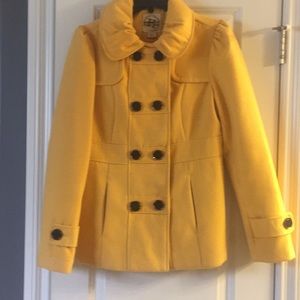 Yellow pea coat